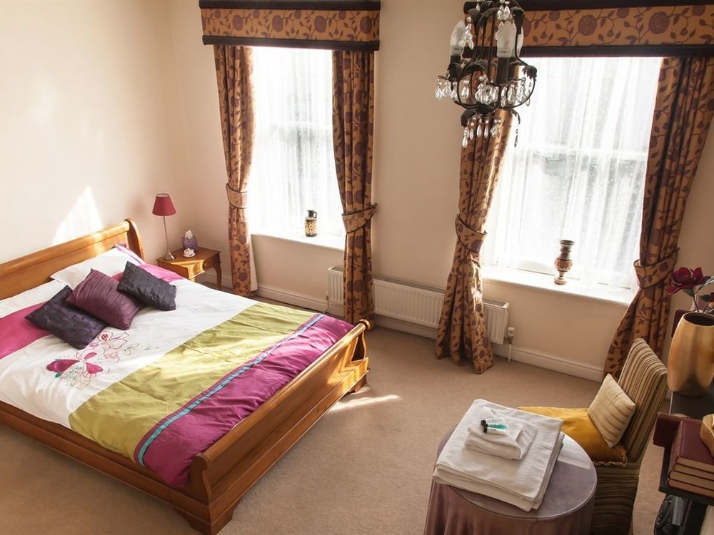 Bed and Breakfast Wisteria House Лімінгтон Екстер'єр фото