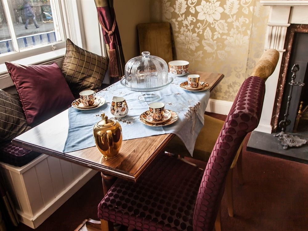Bed and Breakfast Wisteria House Лімінгтон Екстер'єр фото